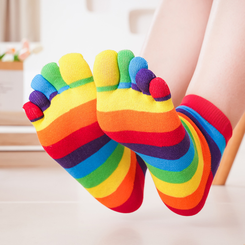 Women's Socks Rainbow Striped  – обзор и цена Toe Sock Split
